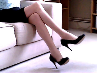 Introducing Denise Pantyhose