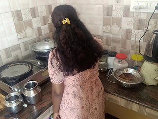 Housewife kitchen hot romance