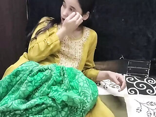 Soyi hui step sister ko chod diya