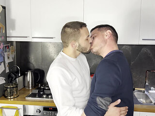 french slut fucked raw by the twink Kevin Ass