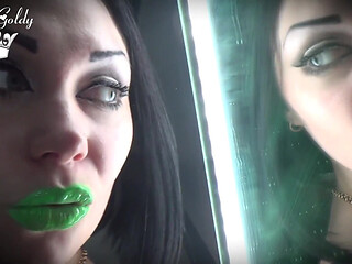 Mesmerized phosphoric glossy green lips