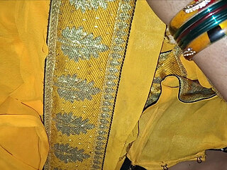 My hot girlfriend My hot girlfriend She said "Baby choddo mujhe" in hindi