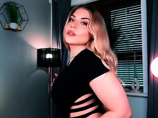 Goddess Blonde Kitty - Max Volume Max Risk