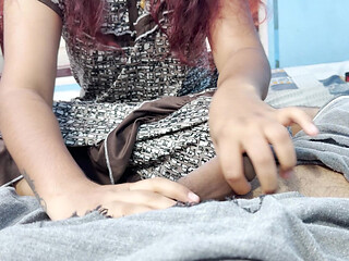 Mallu Girl Doing Hand Job and Penis Massage to Husband's Friend