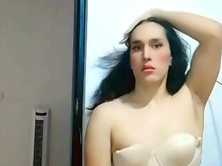 Colombian Trans Masturbates