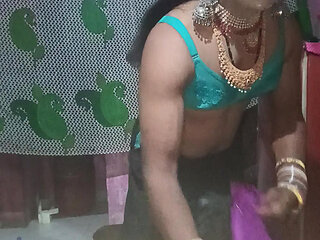 Deshi Madhuri bhabhi crasdreshing