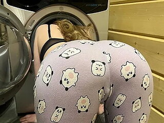 Stepsister Stuck in Washing Machine