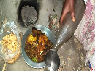 Desi bhabhi ke sath mein night mein Daru Piya