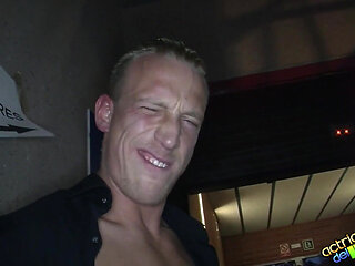 Fucking among the people of the erotic salon of Barcelona