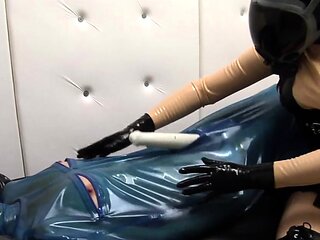 Anal with brunette takes hardcore cumshot