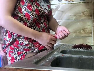 Arab BBW Lesbian Couple