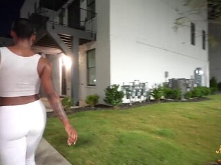 Majesty Nasty Screams in BBC Creampie
