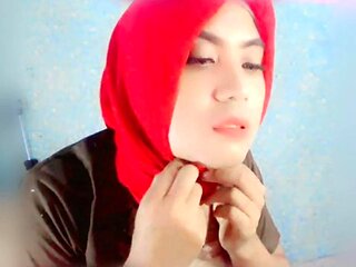 Sissy Fun Masturbating Solo