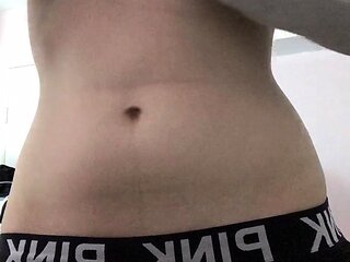 Brunette Tranny jerking in hard dick in solo Webcam