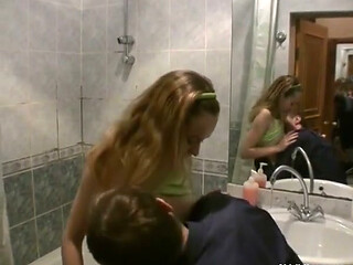 Babe Fucked by Old Roommate