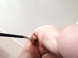 Horny Neighbor Has Fun with a Sex Machine