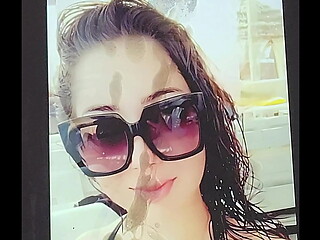 Saggy tits teen in bra Sunglasses Cumshot Tribute and Spit on face