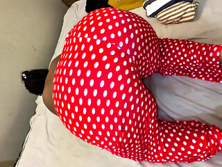 Big Ass Like Fat Pig Egypt Hot Chubby Girl on Bed She Want Anal Fuck From Stranger Guy