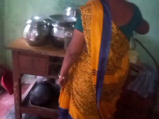 Desi Husband Who Squeezes His Wife's Breasts While She Cooks