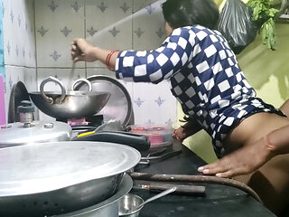 mumbai ashu sister-in-law cook food quickly, start feeling hungry, have to go on low