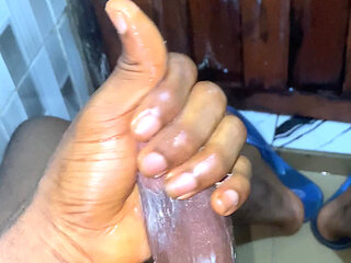 Wanking off for My Client on Xvid