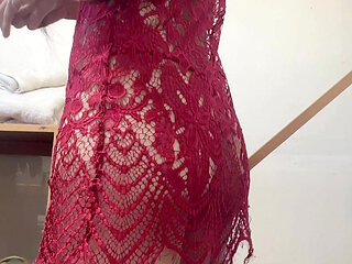 hana change from nake sexy  to wear ugly dess