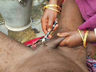 Indian desi wife Ne Bal kata hai