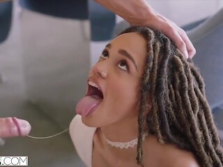 Hellcat Hot Babe Assistant Blackmails Boss For Sex Act - Julie Kay And Jean Val Jean