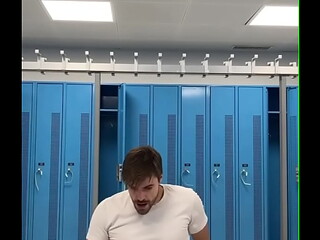 Public Locker Room Wank