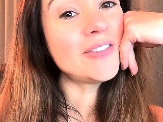 Brunette Solo Webcam Masturbation