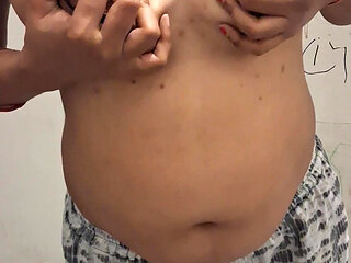 Land ki massage karai Gf se full Enjoy liya penish andar bhar kiya