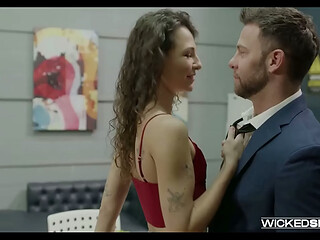 Escape Strategy - Liz Jordan Leads Seth Gamblle to the Breakroom and Having Amazing Sex to Celebrate