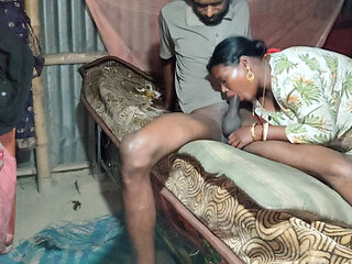 Indian pados ki bhabhi ki night mein gand Mari