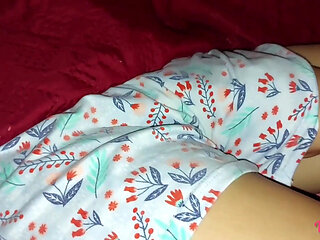 This Is How My Stepsister Is Surprised Under the Sheets