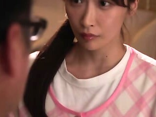 Hot Japanese porn star gets a squirty creampie in a group setting