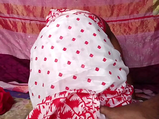 Viral sexy video with young stepmother from Bangladesh
