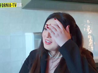 Clara Wellen and Hot Brunette Suck and Masturbate Each Other