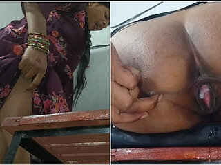 Beautiful girlfriend's hard desi pussy fucked girlfriend's pussy got a lot of water out of Hindi audio