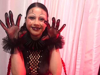 Lovely chick looks artsy in this blowjob video