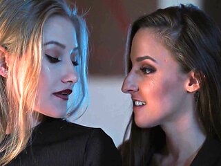 Sexy Lesbian Detective Falls In Love With Her Super Hot Young Suspect - Cat Woman And Hot Love