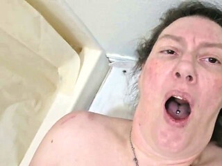 Cripplefreak4u Upclose of Fucking Machine on Ass and Pussy