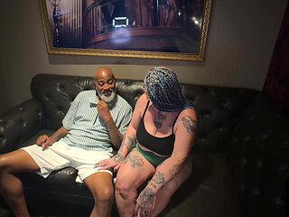 Shaundam Wanted Hotwife Livie