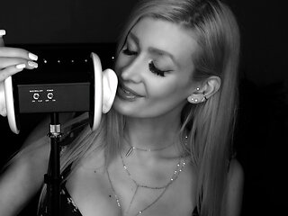 Hot Webcam Babe Loves Dildo Anal Masturbation