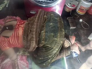 Cute Bhabhi's ass fucked Hindi Audio