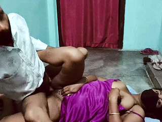 Indian desi bhabhi pink night dress me chodai kiya