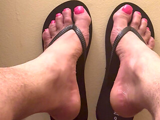 My pink toes