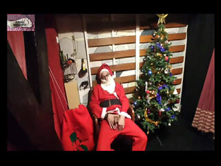Mother Christmas Blowjob Father Christmas at Christmas 2025