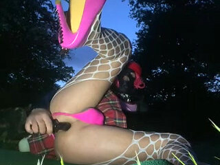 Outdoor anal slut