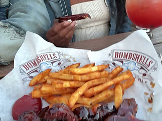 Str8rich too fijii out to lunch in Houston
