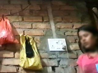 Real Desi Bhabhi Chudai Video Stepmom Stepson Indian Desi Chudai for Village Girl Chudai Video Seelipng First Time